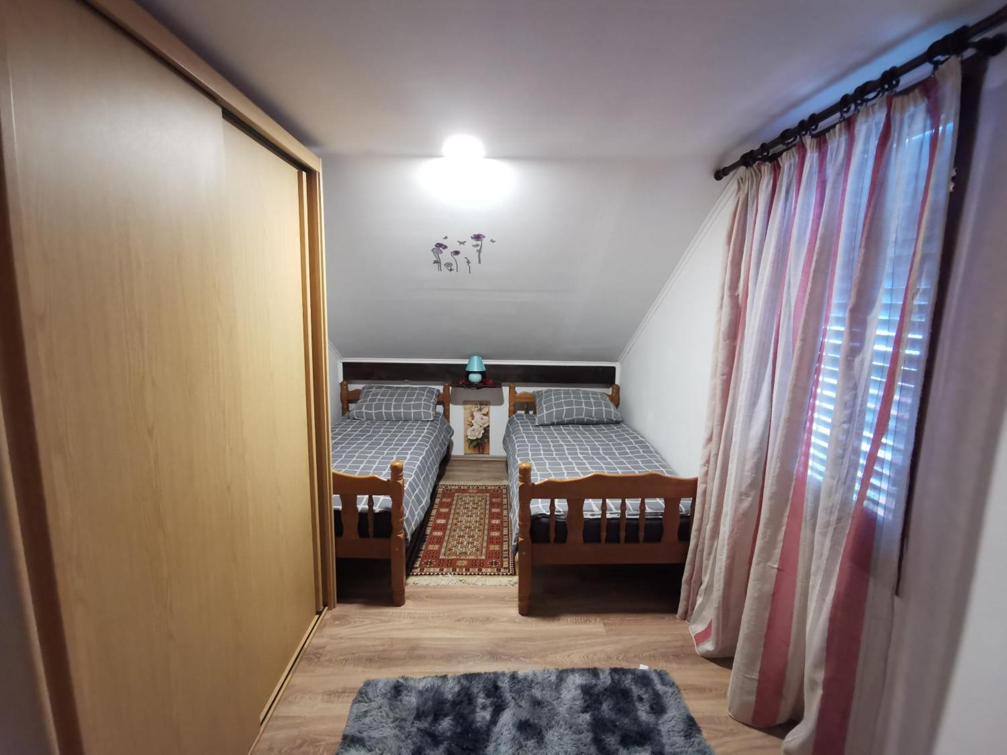 Kuca Za Odmor Jezero Villa Огулин Екстериор снимка